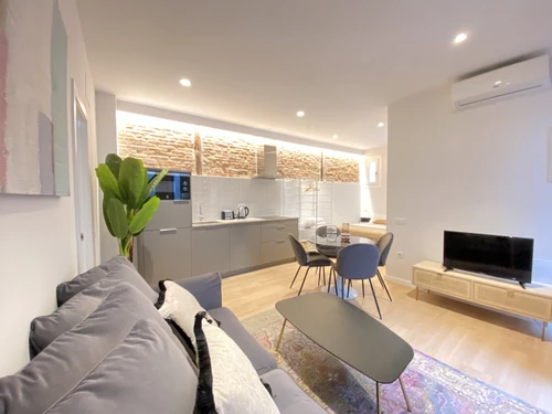 Studio Madrid, studio flat, 4 persons - photo_1011773852539