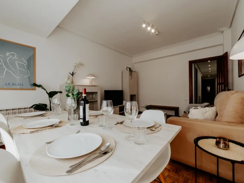 Apartamento Logroño, 3 dormitorios, 8 personas - photo_1012213070386