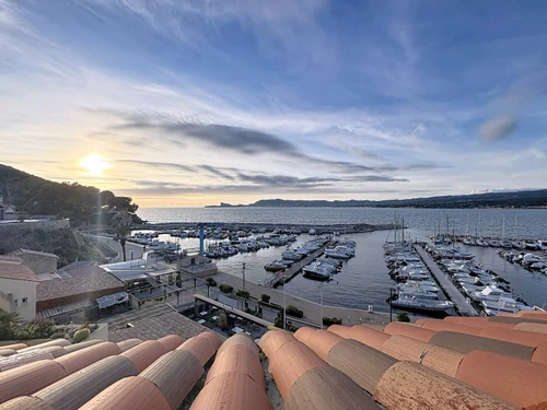 Apartment LA MADRAGUE, 2 bedrooms, 4 persons - photo_1012225028435