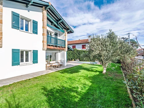 Casa Saint-Pée-sur-Nivelle, 4 dormitorios, 8 personas - photo_1012229321971