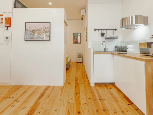 Apartment Porto, 1 bedroom, 2 persons - photo_1012229840148
