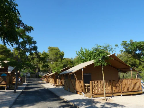 Cámping Villanueva y Geltrú, 2 dormitorios, 5 personas - photo_1012229902412