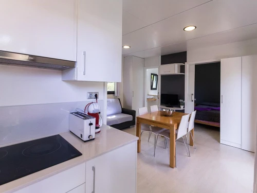 Camping Canet de Mar, 2 bedrooms, 5 persons - photo_1012229903011