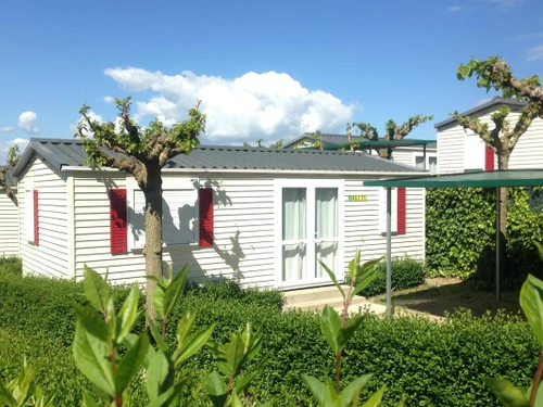 Camping Pals, 2 bedrooms, 6 persons - photo_1012229907198