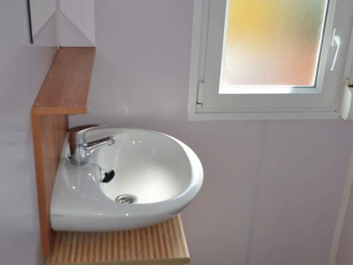 Camping Pals, 2 bedrooms, 6 persons - photo_1012229907198