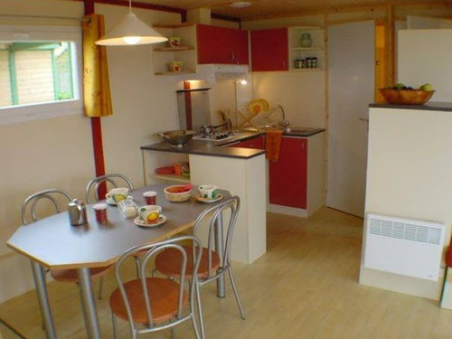 Camping Vilanova i la Geltrú, 2 bedrooms, 6 persons - photo_1012229912959