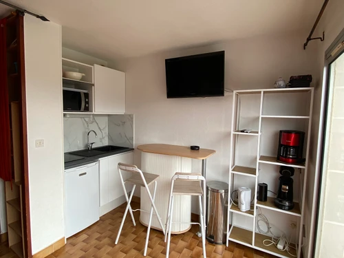 Apartment Saint-Cyprien, studio flat, 4 persons - photo_1011751009553