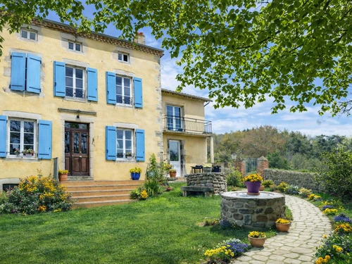 Gîte Domeyrat, 6 pièces, 14 personnes - photo_17075855646