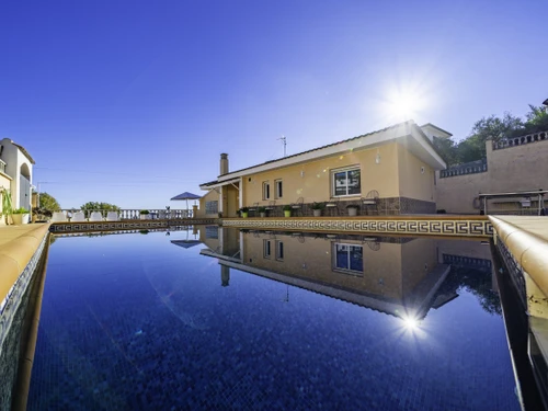 Villa Sant Cebrià de Vallalta, 4 dormitorios, 8 personas - photo_1011680839959