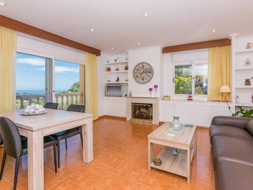 Villa Sant Cebrià de Vallalta, 4 dormitorios, 8 personas - photo_1011680839959