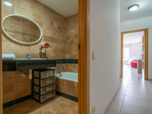 Apartamento Pineda de Mar, 1 dormitorio, 2 personas - photo_18949338299