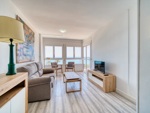 Apartamento Pineda de Mar, 2 dormitorios, 4 personas - photo_19500085480