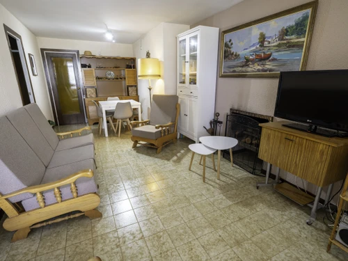 Apartamento Pineda de Mar, 2 dormitorios, 4 personas - photo_1011594447389