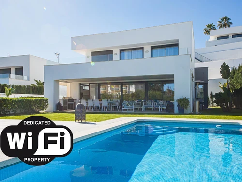 Villa Manilva, 5 pièces, 8 personnes - photo_1011874978385