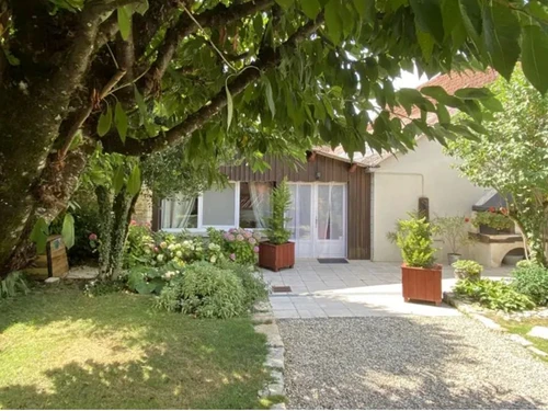 Gite Ancy-le-Franc, 2 bedrooms, 4 persons - photo_1011695364638
