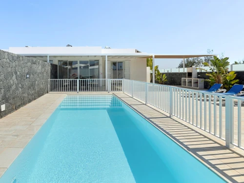 Villa Playa Blanca, 3 bedrooms, 6 persons - photo_1012170983643