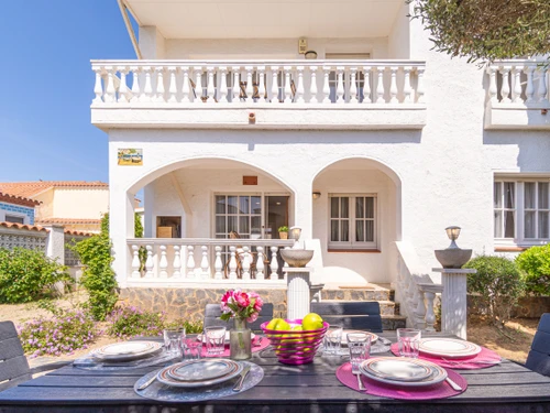 Villa Empuriabrava, 3 Schlafzimmer, 6 Personen - photo_19081733922