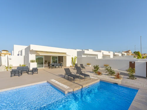 Villa San Fulgencio, 3 dormitorios, 6 personas - photo_1012270819775