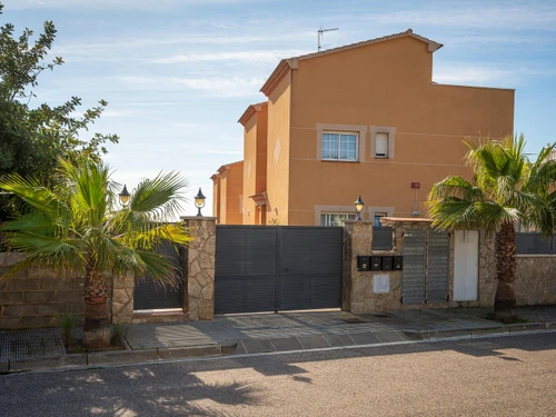 Villa Creixell, 4 bedrooms, 8 persons - photo_1012198588822