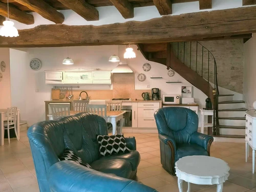 Gite Ancy-le-Franc, 2 bedrooms, 4 persons - photo_1011695362058