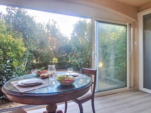 Appartement Six-Fours-les-Plages, 1 pièce, 2 personnes - photo_1012299777761