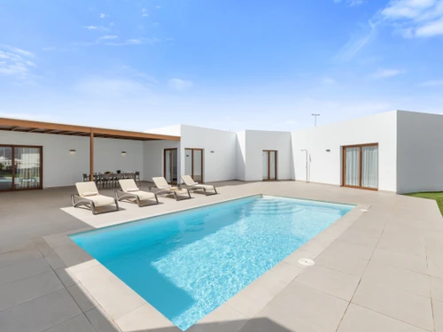 Villa Playa Blanca, 5 bedrooms, 10 persons - photo_1012177864627