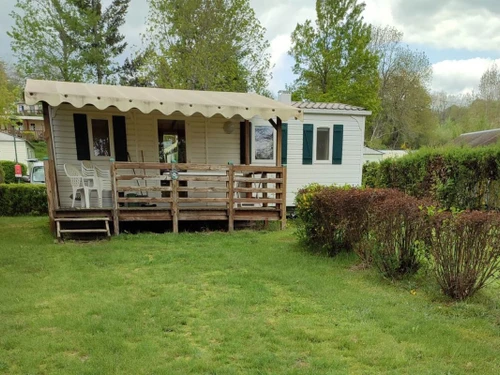 Camping La Tour-d'Auvergne, 3 pièces, 4 personnes - photo_1012306124512