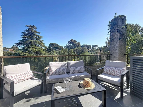 Apartment Saint-Cyr-sur-Mer, 2 bedrooms, 5 persons - photo_1012308137330