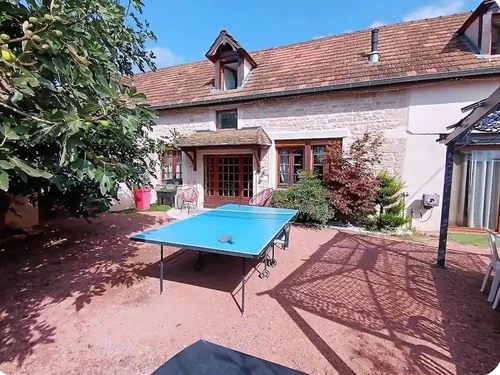 Gîte Marigny-lès-Reullée, 6 pièces, 15 personnes - photo_1011695313135