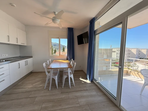 Apartment Roses, 2 bedrooms, 6 persons - photo_18949202384