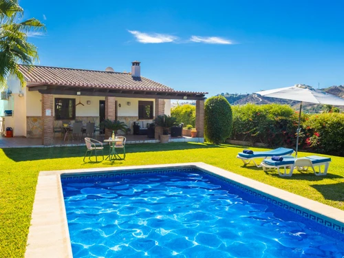 Villa Nerja, 2 bedrooms, 4 persons - photo_1011873879425