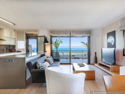 Apartment Salou, 4 bedrooms, 10 persons - photo_1012341031086