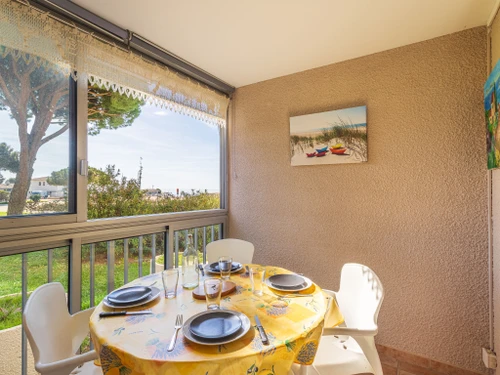 Apartamento La Londe-les-Maures, 1 dormitorio, 6 personas - photo_1012357238803
