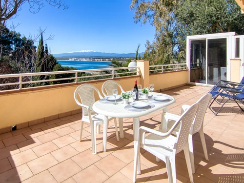 Apartment Roses, 2 bedrooms, 4 persons - photo_1011865196430