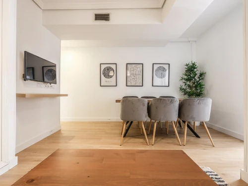 Ferienwohnung Madrid, 2 Schlafzimmer, 6 Personen - photo_1012364382829