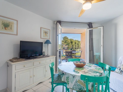 Apartamento La Londe-les-Maures, 1 dormitorio, 4 personas - photo_1012274431700