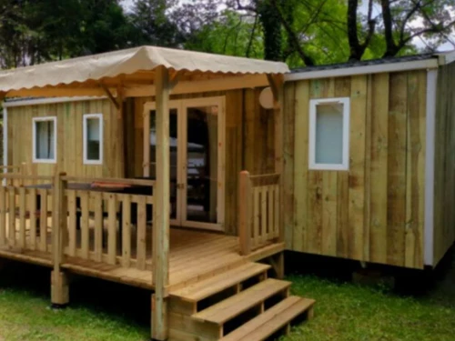 Camping Saint-Astier, 3 bedrooms, 8 persons - photo_1012408801195