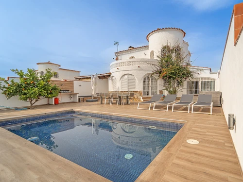 Villa Ampuriabrava, 4 dormitorios, 8 personas - photo_1012411564888