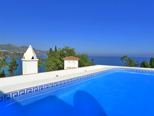 Apartment Nerja, 2 bedrooms, 4 persons - photo_1012426937935