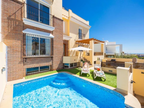 Villa Nerja, 3 dormitorios, 6 personas - photo_1012435275385