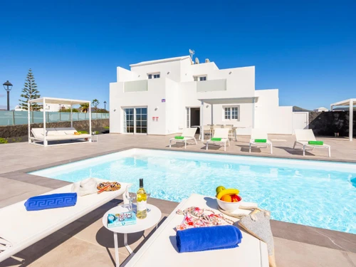 Villa Yaiza, 3 bedrooms, 6 persons - photo_1012435276025