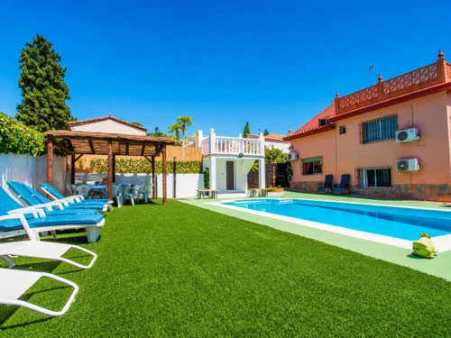 Villa Alhaurín de la Torre, 4 dormitorios, 8 personas - photo_1012072101576