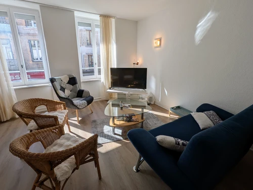 Apartamento Luxeuil-les-Bains, 1 dormitorio, 2 personas - photo_1012455418212