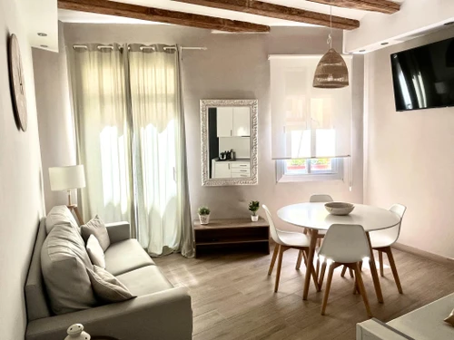 Apartment Barcelona, 2 bedrooms, 4 persons - photo_1011617631792