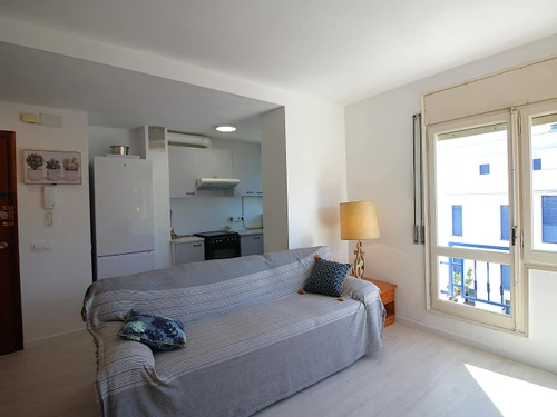 Apartment Llançà, 3 bedrooms, 6 persons - photo_1012463931275