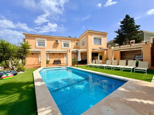 Villa Benidorm, 4 bedrooms, 8 persons - photo_1011874893856