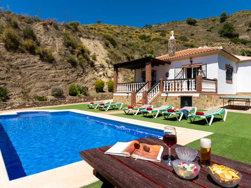 Villa Nerja, 4 bedrooms, 8 persons - photo_1012411618532