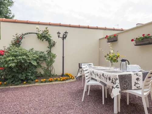 Casa rural Saint-Philbert-de-Grand-Lieu, 1 dormitorio, 3 personas - photo_14894239857