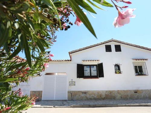 Villa Cambrils, 2 bedrooms, 4 persons - photo_709555940