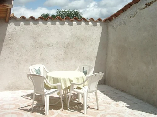 Studio Sainte-Foy-Saint-Sulpice, 1 pièce, 2 personnes - photo_14199548702